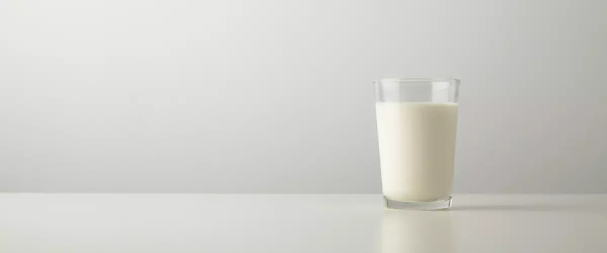 szklanka mleka (dieta półpłynna)