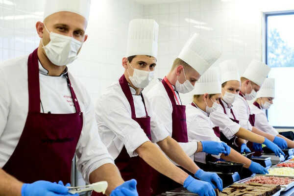 bezpieczny catering dietetyczny