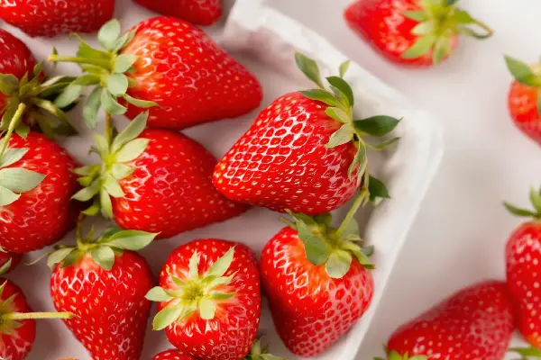 polskie truskawki czy importowane