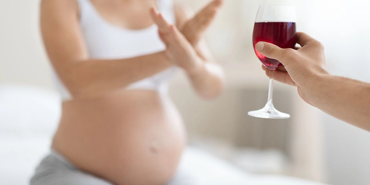 Dieta w ciąży nie może zawierać nawet śladowych ilości alkoholu.