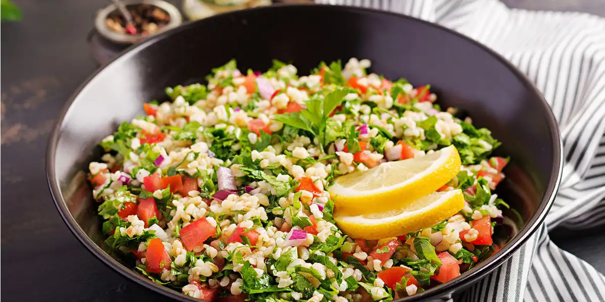 tabbouleh sałatka bliskowschodnia