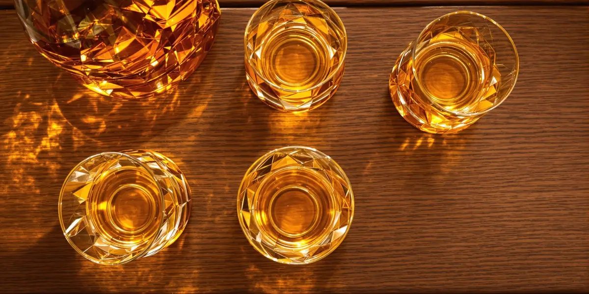 Whisky w szklanach
